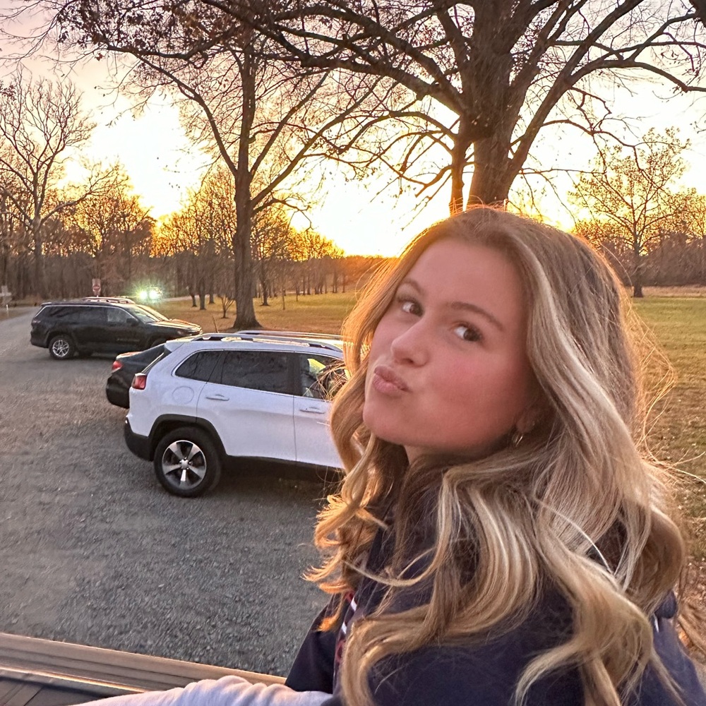 Meet your Posher, Hazel